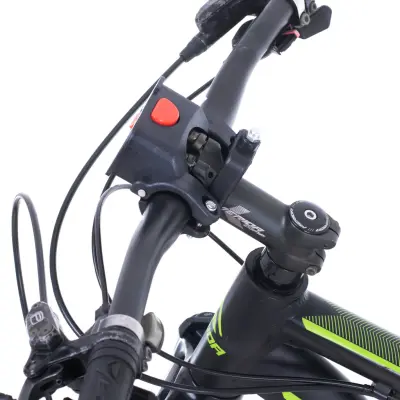 Cos metalic pentru bicicleta cu maner, demontabil, conceput pentru a fi montat in partea din fata