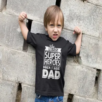 Who needs super heroes, tricou cu mesaj c