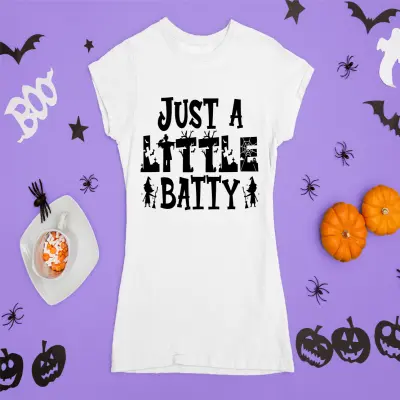 Just a little batty, tricou cu mesaj
