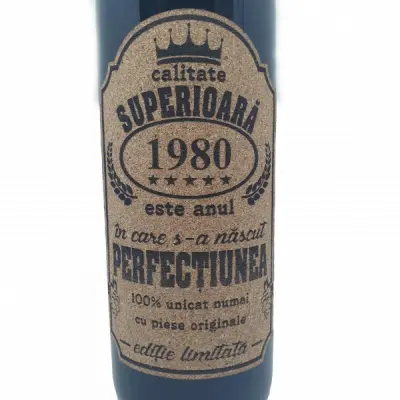 1980 este anul in care s-a nascut perfectiunea, eticheta pluta cu mesaj